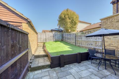 58 Boundary Close, Swindon, SN2 7TL