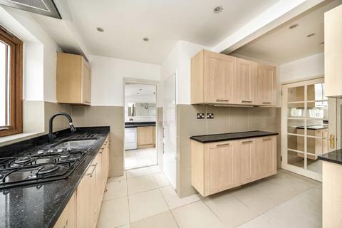 undefined, Bowness Crescent, London SW15