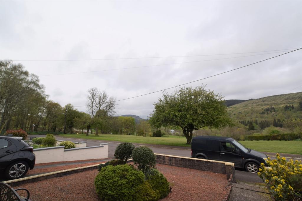 7 Birkie Knowe, Ae Village, Dumfries, DG1 1 RQ - Gr