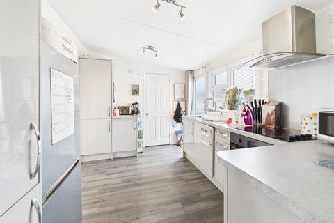 2 bedroom detached house for sale, Swindon Lane, Cheltenham, Gloucestershire, GL50
