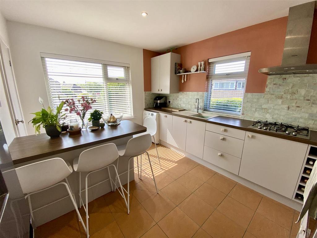 Bramleys Estate Agents - Manor Park - Mirfield (16