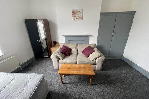 undefined, Wakefield, WF1