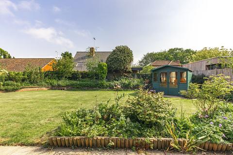 4 Burrell Close, Holt, NR25 6DT