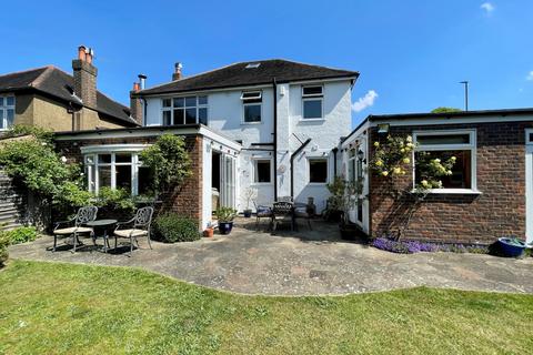 66 Cheam Road, Epsom, KT17 1QD