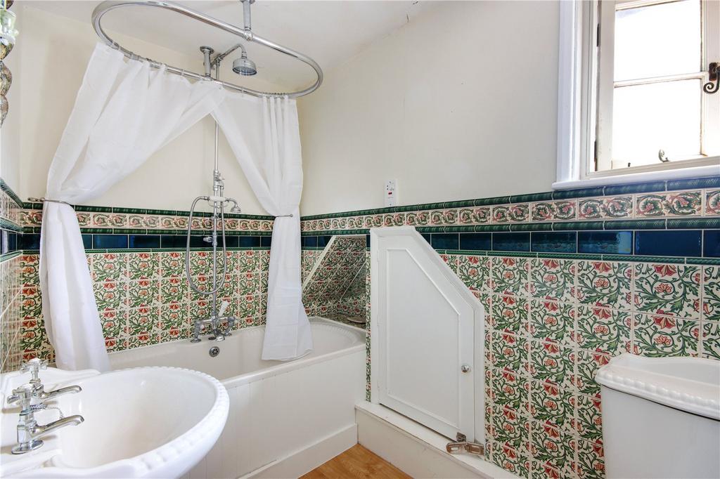 En Suite Bathroom