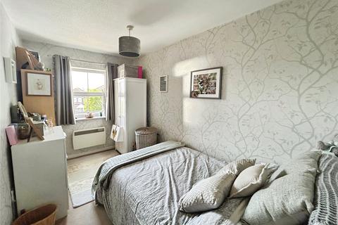 15 Hatfield Close, Sutton, SM2 5BH