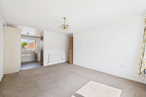 16 Bruce Close, The Meadows, Nottingham, NG2 2HR