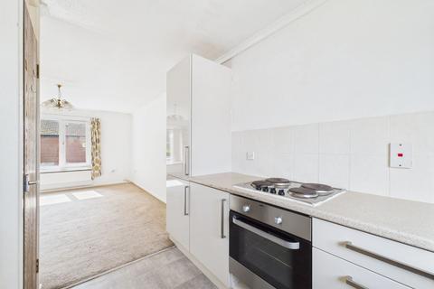 16 Bruce Close, The Meadows, Nottingham, NG2 2HR