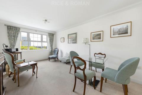 2 bedroom retirement property for sale, London Road, Camberley GU15