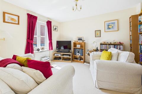 39 Hartley Gardens, Gloucester, GL4 4PJ