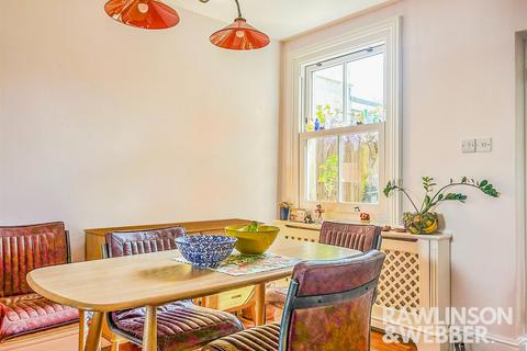 2 bedroom semi-detached house for sale, Dennis Road, East Molesey KT8