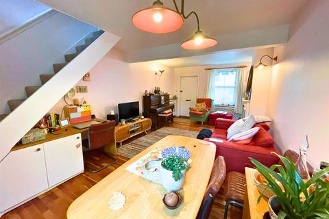 2 bedroom semi-detached house for sale, Dennis Road, East Molesey KT8
