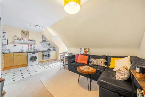 1 bedroom apartment for sale, Arden Close, Twickenham