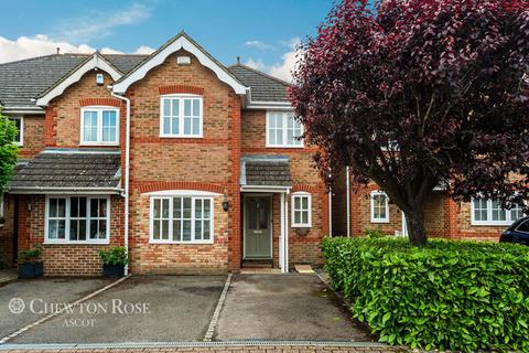3 bedroom semi-detached house for sale, Guards Court, Ascot