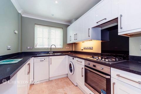 11 Guards Court, Ascot, SL5 0ES