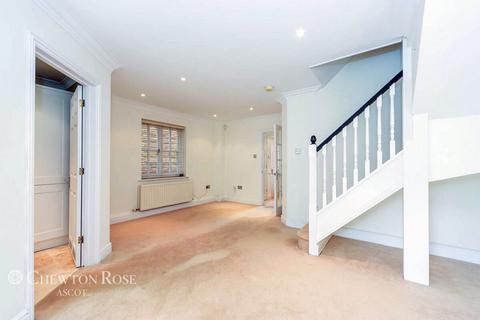 11 Guards Court, Ascot, SL5 0ES