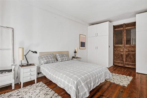 Flat 2, 84 Middlesex Street, London, E1 7EZ