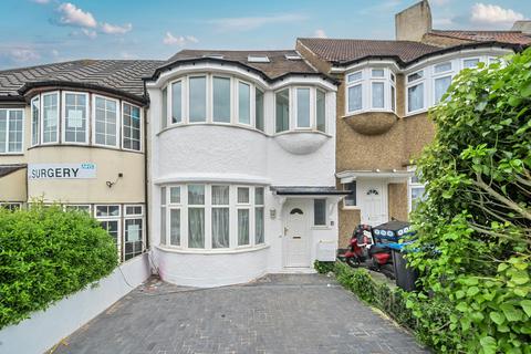 Wakemans Hill Avenue, London NW9