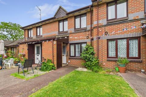 1 bedroom retirement property for sale, Berryscroft Road, Staines-upon-Thames, Surrey, TW18