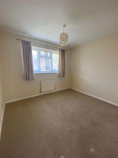 4 bedroom detached house to rent, Kew Walk, Andover SP10