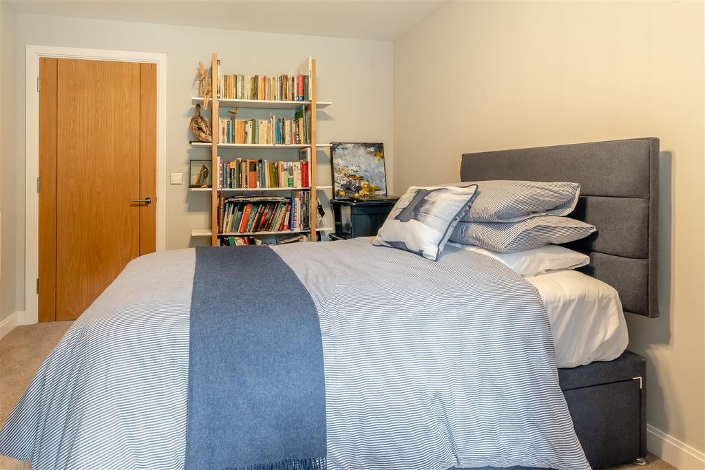 8644988-interior08.jpg