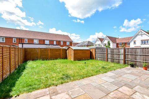 4 bedroom semi-detached house for sale, Offord Grove, Leavesden, WD25