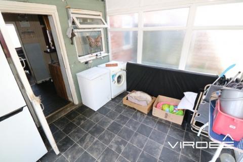 15 Frinton Grove, Birmingham, B21 0HX