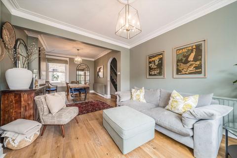 71 Ellerton Road, Surbiton, KT6 7TY