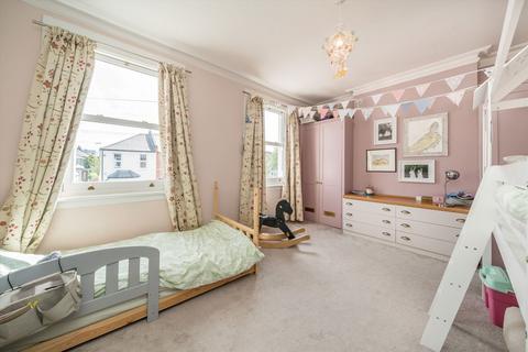 71 Ellerton Road, Surbiton, KT6 7TY