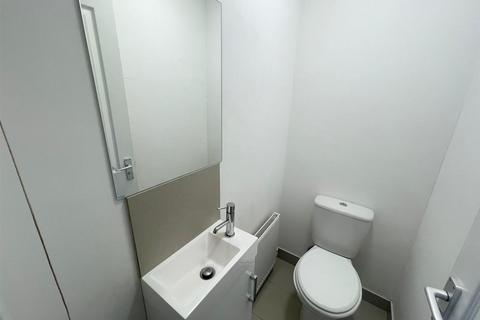 undefined, *£115pppw excl bills*  3 Queens Road East, Beeston