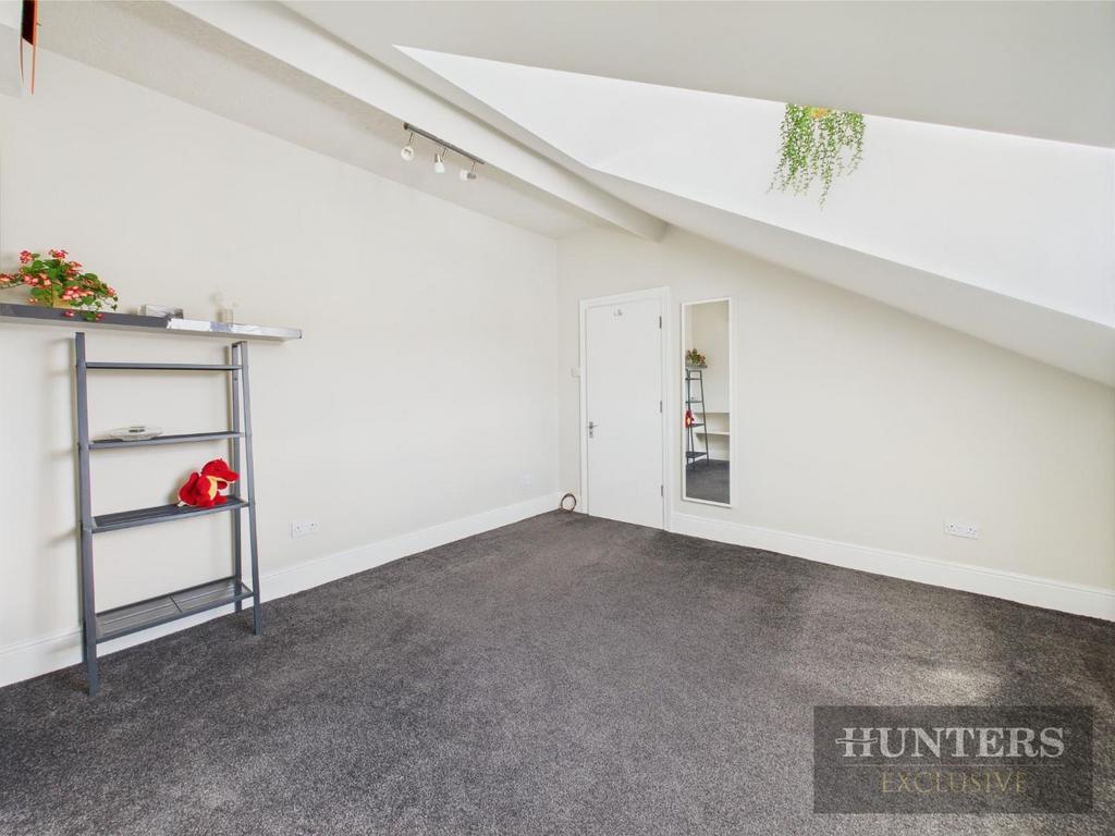 CAM05316 G0-PR0069-STILL004.jpg