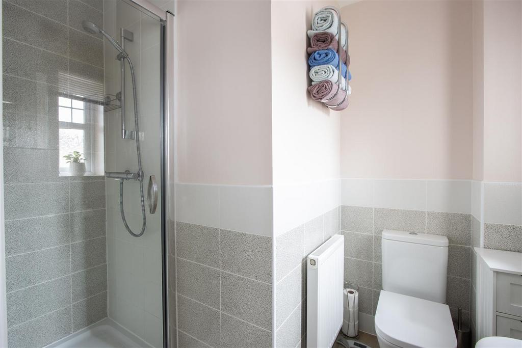 En Suite Shower Room