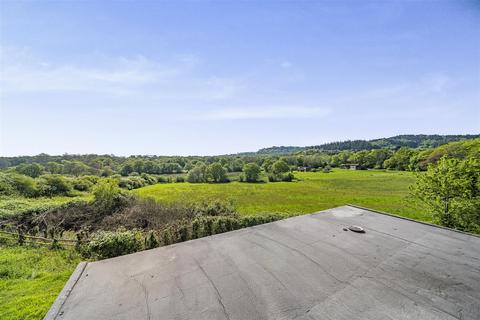 5 bedroom detached house for sale, Brook Nr Godalming * 3 Acres *