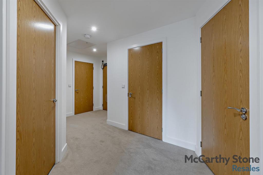 8647469-interior21-800.jpg