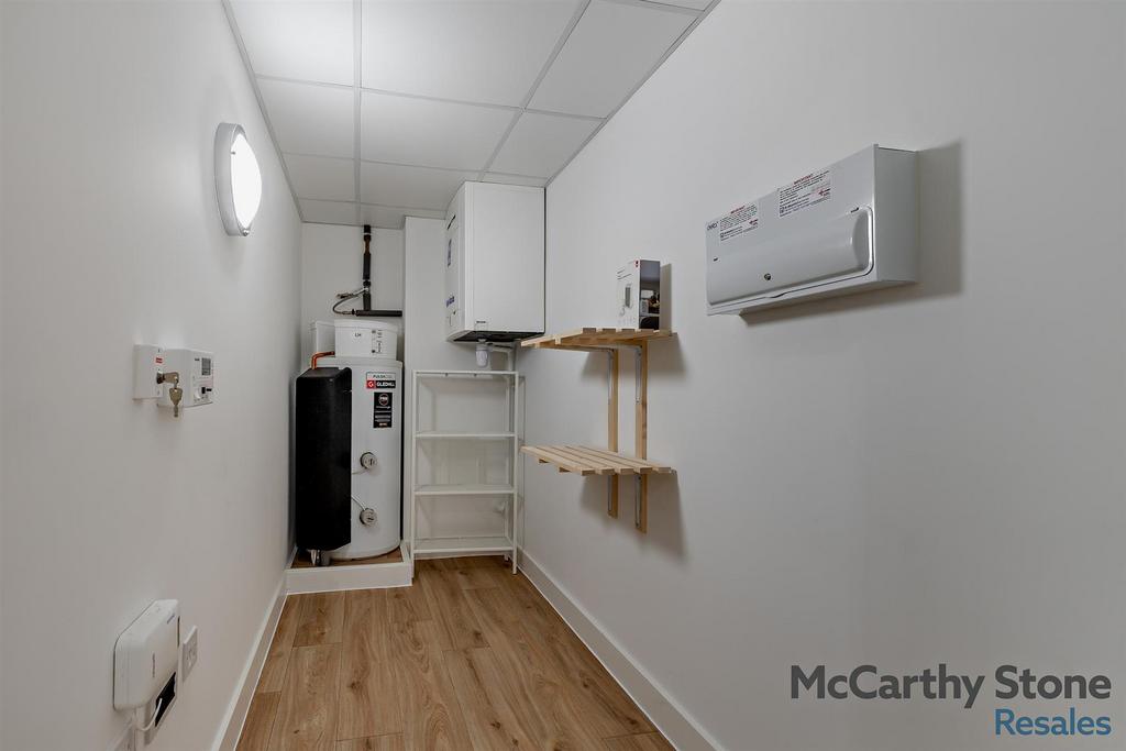 8647469-interior12-800.jpg