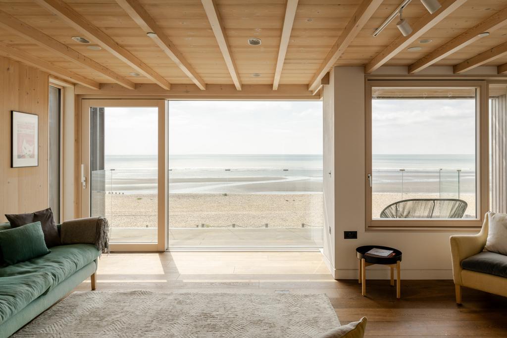 279954   20250424 the sea house camber tmh 50 h...