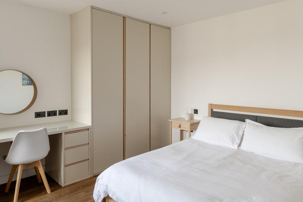 279968   20250424 the sea house camber tmh 65 h...
