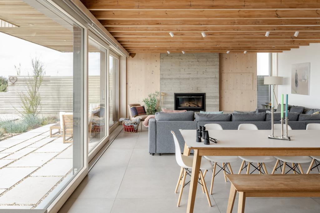 279919   20250424 the sea house camber tmh 1 hi...