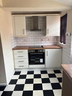2 bedroom terraced house to rent, Twist Lane, Leigh WN7