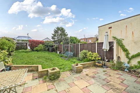 Windsor Avenue, Sutton SM3