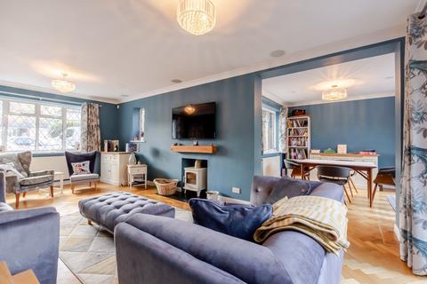 13 Denberry Drive, Sidcup, DA14 4LB