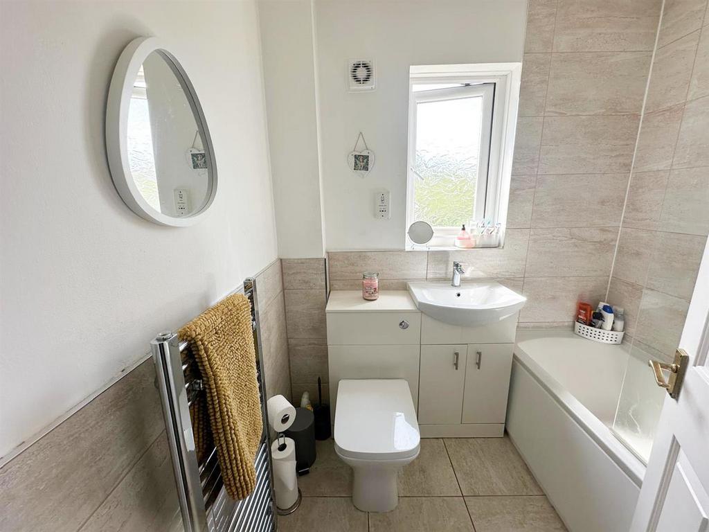 B6d95af4-2495-4b17-b62e-5e8f47c975ee.jpeg