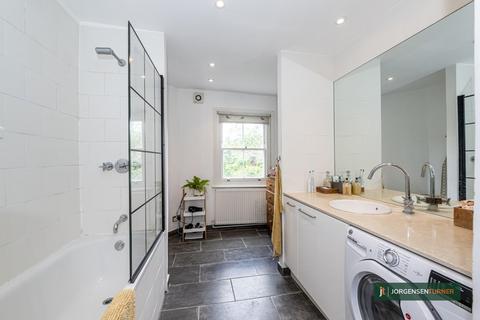 1 bedroom flat for sale, Loftus Road, Shepherd's Bush,  W12, London