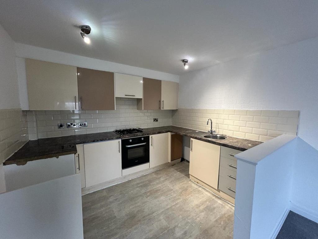 Kitchen 1