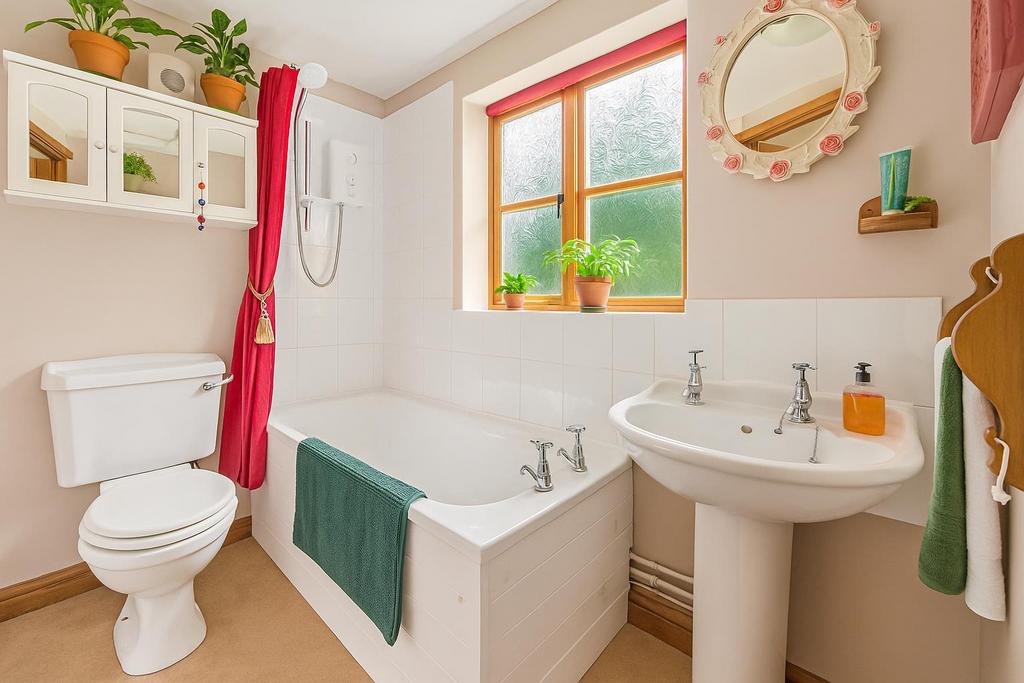 Other bathroom.png