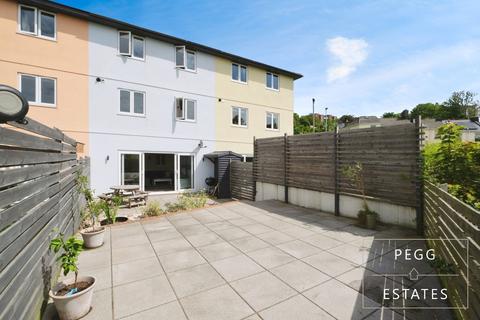 2, Alpine Court Alpine Road, Torquay, TQ1 1AQ