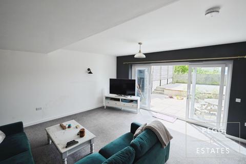 2, Alpine Court Alpine Road, Torquay, TQ1 1AQ