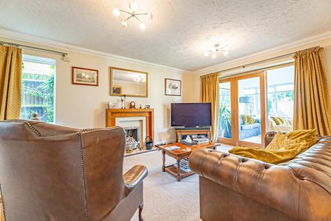 4 bedroom detached house for sale, Castlefields, Stoke Mandeville, Aylesbury