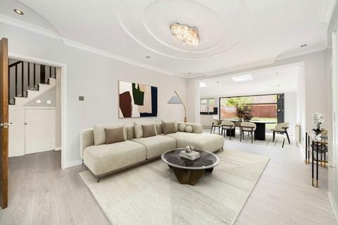 4 bedroom semi-detached house for sale, Vyner Road, London W3