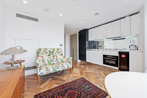 Studio to rent, Eagle Point, City Road, London, EC1V
